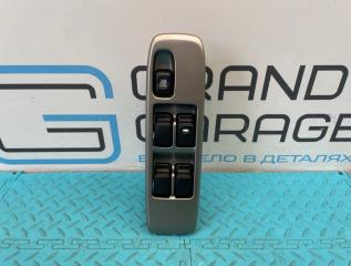 Блок стеклоподъемников передний правый Mitsubishi Pajero 2004