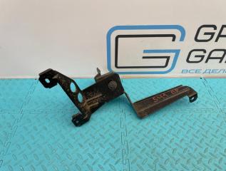 Кронштейн ПТФ правый Mercedes-Benz ML-Class 2002 контрактная Кронштейн ПТФ правый Mercedes-Benz ML-Class 2002