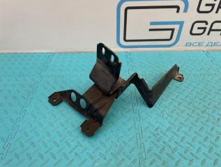 Кронштейн ПТФ левый Mercedes-Benz ML-Class 2002 контрактная Кронштейн ПТФ левый Mercedes-Benz ML-Class 2002