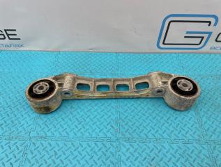 Кронштейн редуктора Mercedes-Benz V-Class 2010