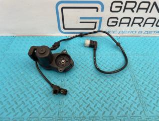 Моторчик ручника задний правый Mercedes-Benz S-Class 2013