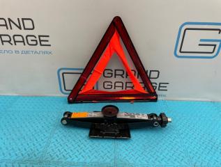 Набор инструментов Mercedes-Benz A-Class 2010