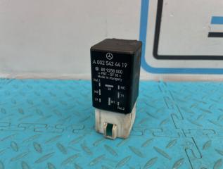 Реле Mercedes-Benz V-Class 2010