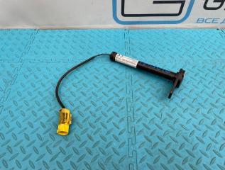 Пиропатрон капота Mercedes-Benz S-Class 2013