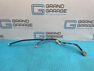 Трубка топливная левая Audi A8 2005