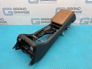 Подлокотник Audi A8 2005