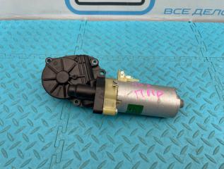 Моторчик сидения передний правый Volvo V60 2011