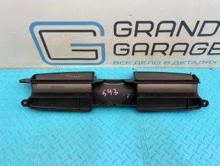 Воздухозаборник BMW 3-Series 2006