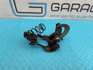 Крюк капота Mercedes-Benz E-Class 1999