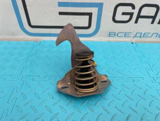 Крюк капота BMW 3-Series 2006