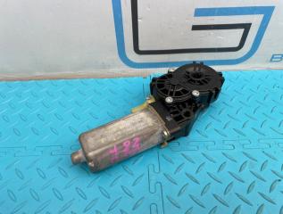 Моторчик сидения передний правый Audi Q7 2008