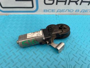 Моторчик сидения передний левый Audi Q3 2012