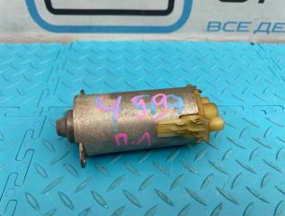 Моторчик сидения передний правый Volkswagen Scirocco 2009