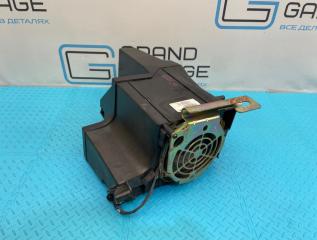 Сабвуфер Hummer H2 2005