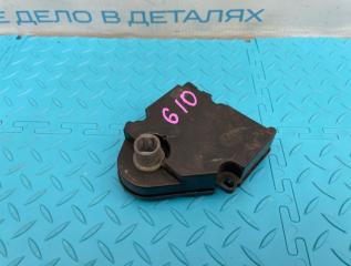 Моторчик заслонки печки (тепло холод) Hummer H2 2005