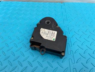 Моторчик заслонки печки (тепло холод) Hummer H2 2005