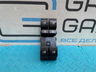 Блок стеклоподъемников передний правый Volkswagen Touareg 2008