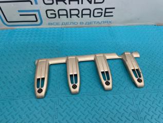 Накладка декоративная левая Porsche Cayenne 2008