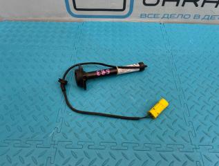 Пиропатрон капота Mercedes-Benz C-Class 2016