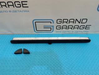 Шторка стекла задняя правая Volkswagen Touareg 2008