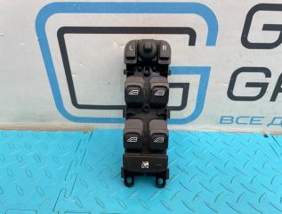 Блок стеклоподъемников передний правый Volvo XC70 2008