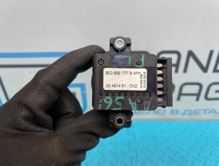 Кнопка передняя Q5 2010 8RB CDNC 2.0