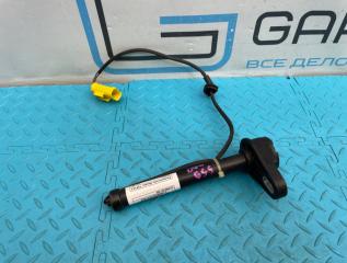 Пиропатрон капота Mercedes-Benz E-Class 2016