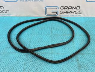 Запчасть уплотнитель багажника BMW 5-Series 2010