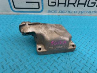 Кронштейн двигателя левый Mercedes-Benz ML-Class 2006