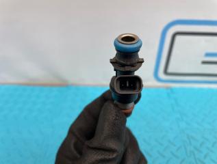 Форсунка топливная H2 2005 GMT820 LQ4 6.0