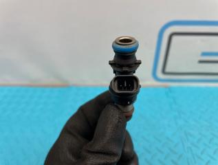 Форсунка топливная H2 2005 GMT820 LQ4 6.0