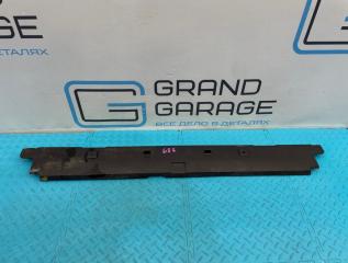 Запчасть дефлектор радиатора BMW 3-Series 2012