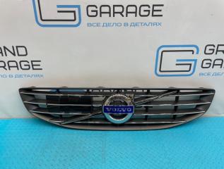 Решетка радиатора Volvo S60 2014