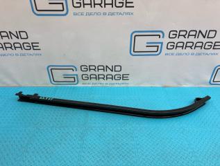 Направляющая сдвижной двери задний правый Mercedes-Benz V-Class 2016