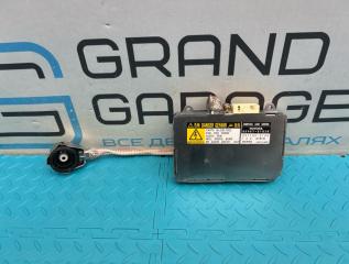 Блок розжига ксенона Toyota verossa