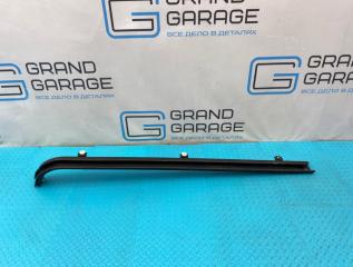 Направляющая сдвижной двери левый Mercedes-Benz V-Class 2016