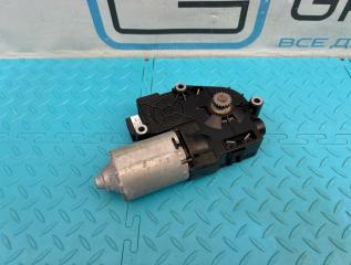 Моторчик люка BMW 7-Series 2011