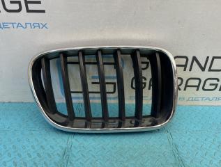 Решетка радиатора правая BMW X3 2011