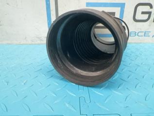 Патрубок воздушный Volvo XC70 SZ D5244T4 2.4