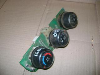 Фото запчасти блок управления отопителем Hyundai Elantra Б/У запчасть Запчасть блок управления отопителем Hyundai Elantra