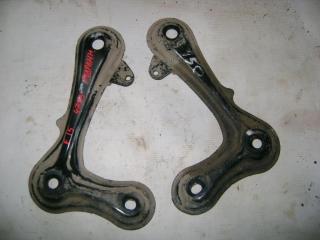 Кронштейн подрамника Toyota Corolla