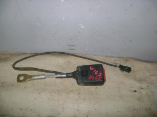 Запчасть ответная часть ремня безопасности Mercedes-Benz ML-Class