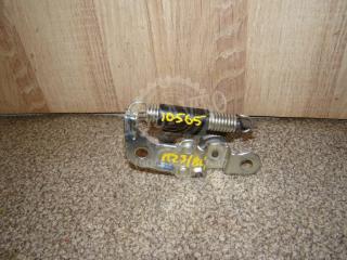 Замок капота Mazda 3 Б/У Замок капота Mazda 3