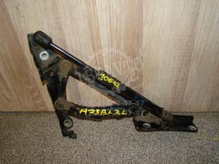 Петля крышки багажника Mazda 3 Б/У Петля крышки багажника Mazda 3