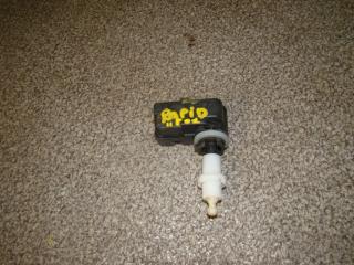 Моторчик корректора фары Skoda Rapid 1 2014