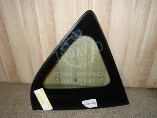 Стекло кузовное глухое правое Toyota RAV4