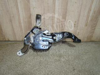 Педаль ручника Toyota Camry Б/У Педаль ручника Toyota Camry