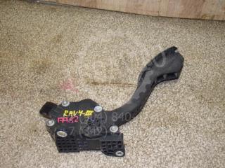 Педаль газа Toyota RAV4 Б/У Педаль газа Toyota RAV4