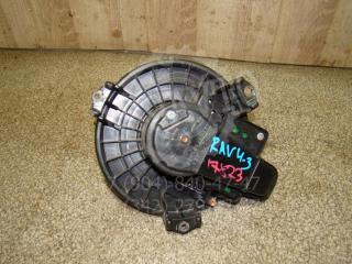 Фото запчасти моторчик печки Toyota RAV4 Б/У запчасть Запчасть моторчик печки Toyota RAV4