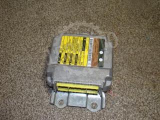 Блок управления AIR BAG Toyota Avensis 1 Б/У Блок управления AIR BAG Toyota Avensis 1